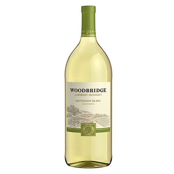 Woodbridge Sauv Blanc 750ML